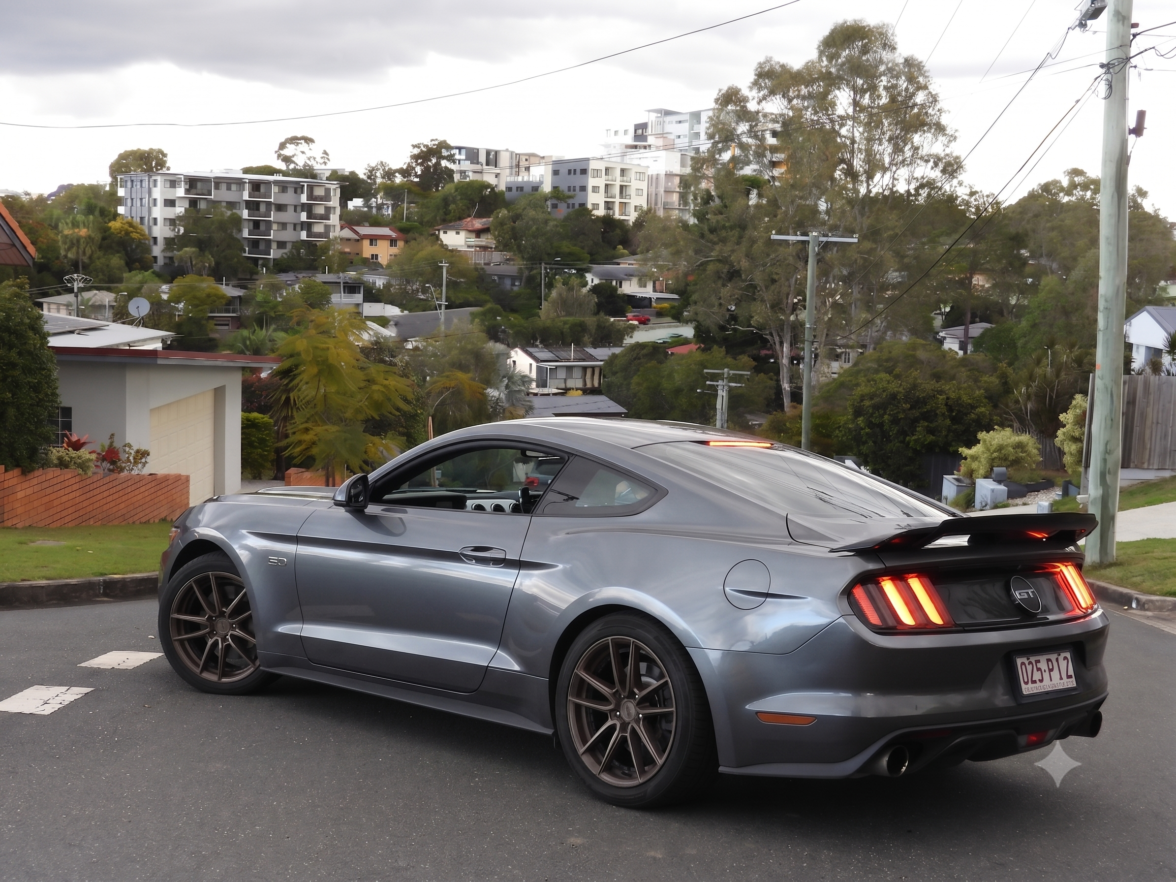 Mustang thumb 3